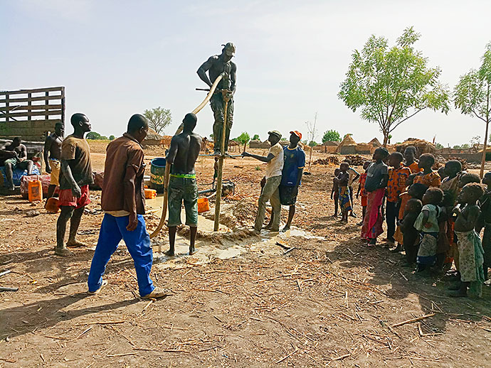 Brunnenbau Wasserprojekt Kamerun Extrême-Nord