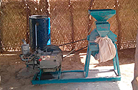 Getreidemühle Mahlmaschine Thiou Extrême-Nord Kamerun