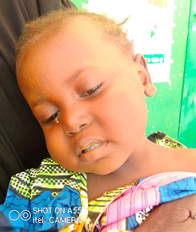 Haoao Waisenmädchen Gobo Kamerun Patenschaft