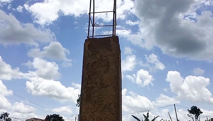 Brunnenbau Wasserprojekt Kamerun Wasserturm