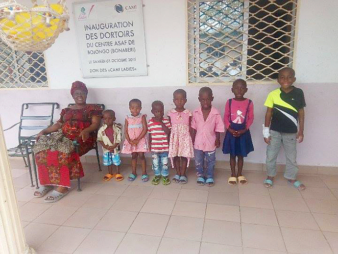 St.Arnille Douala Waisenhaus Schulgeld